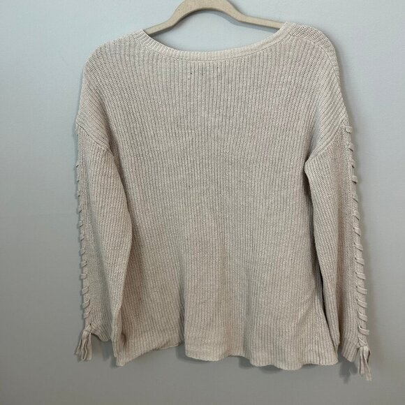 American Eagle Outfitters Cream V-Neck Wool Blend Knit Sweater Size Medium - Picture 6 of 7